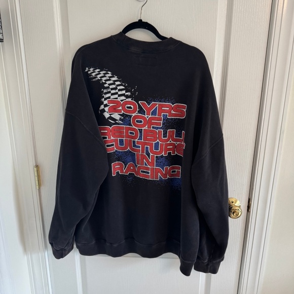 Abercrombie & Fitch Oracle Red Bull Racing Graphic Crew Sweatshirt - Picture 3 of 4